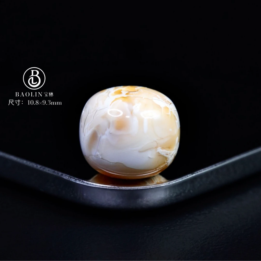 10.8mm瓷白底橘咖粉彩沁老型c6  天然琥珀蜜蜡精品手作文玩配饰