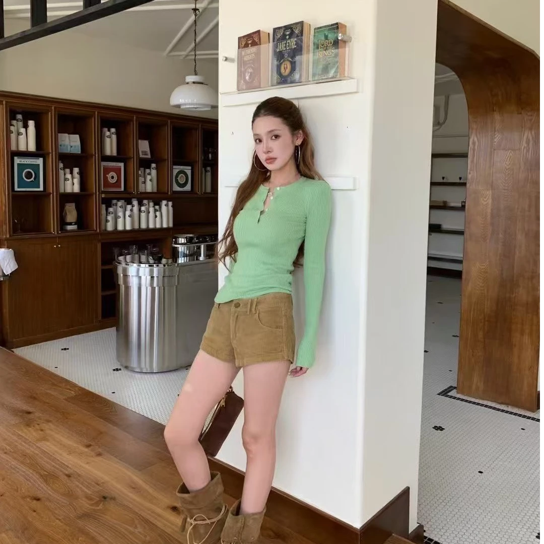 2025秋季新款时尚套装气质显瘦洋气休闲百搭性感辣妹外出上衣短裤