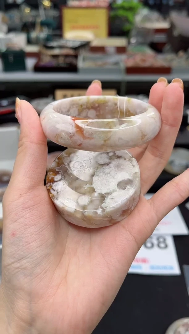 【闪购商品】石英质玉手镯未镶嵌57圈口（赠品镯心）1571132