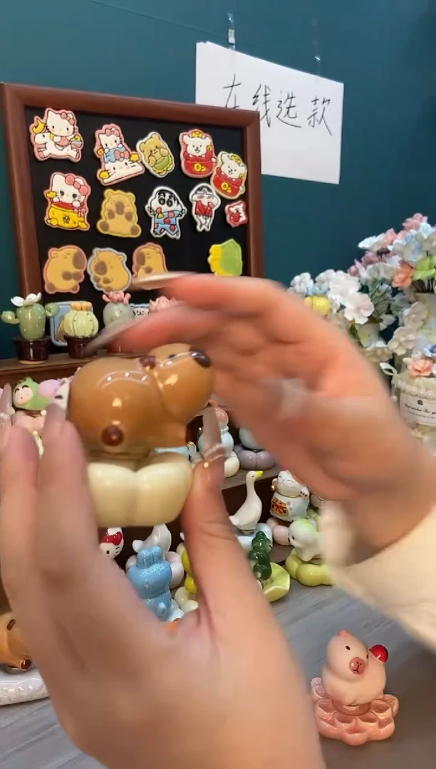 摆件陶棕色卡皮吧啦