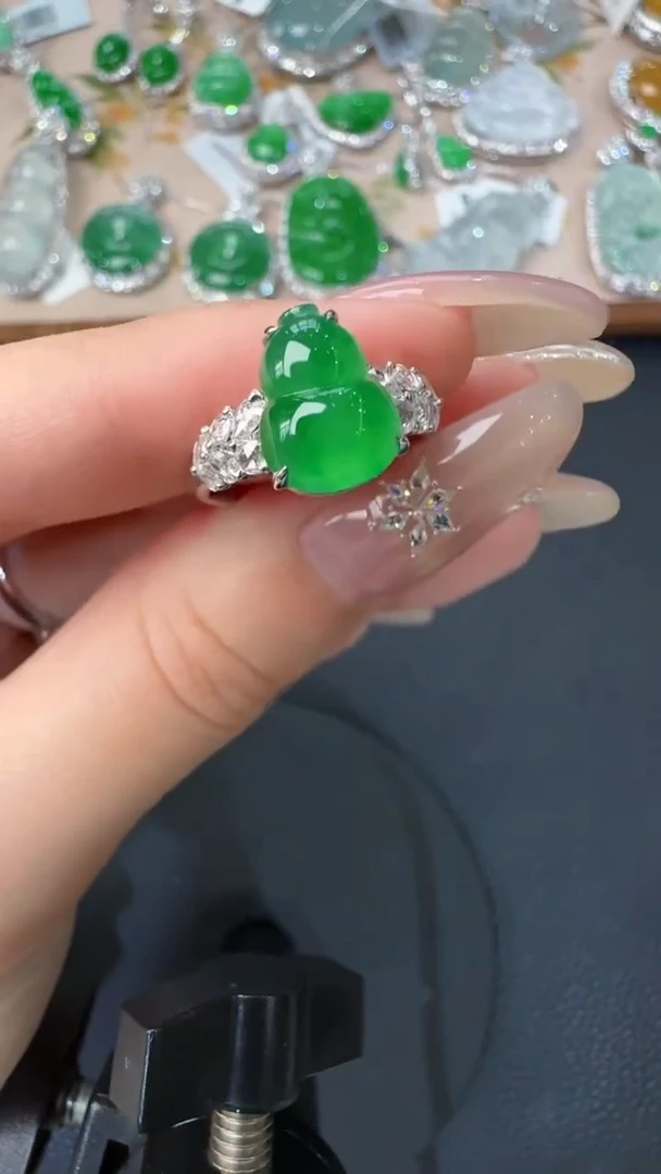 【闪购商品】翡翠戒指18K金镶嵌戒指39