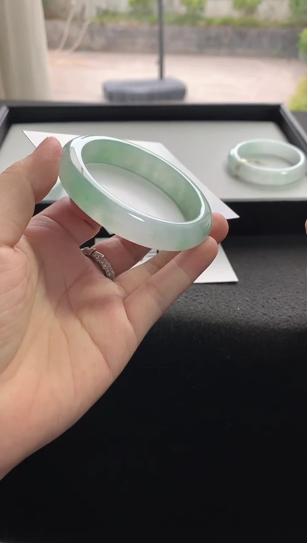 未镶嵌手镯翡翠56.7正圈买断Y3932