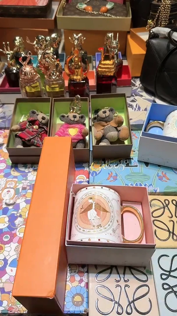 【闪购商品】瓷片换类目孤品单品一件不留am墨镜