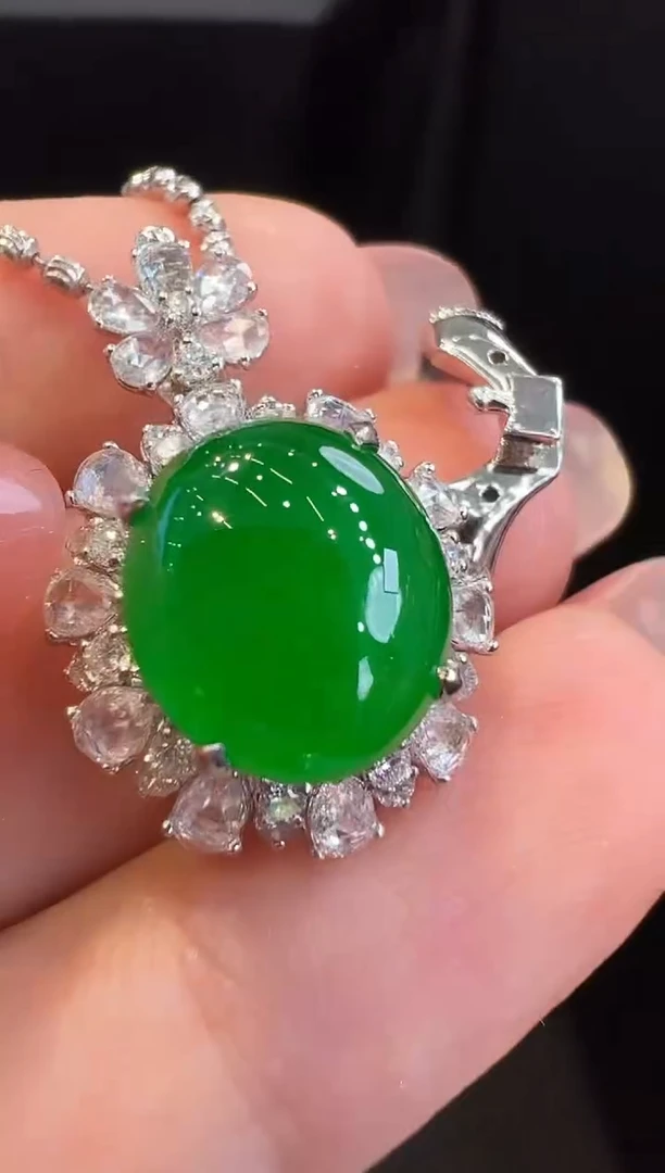 吊坠(不含链)18K金镶嵌翡翠吊坠