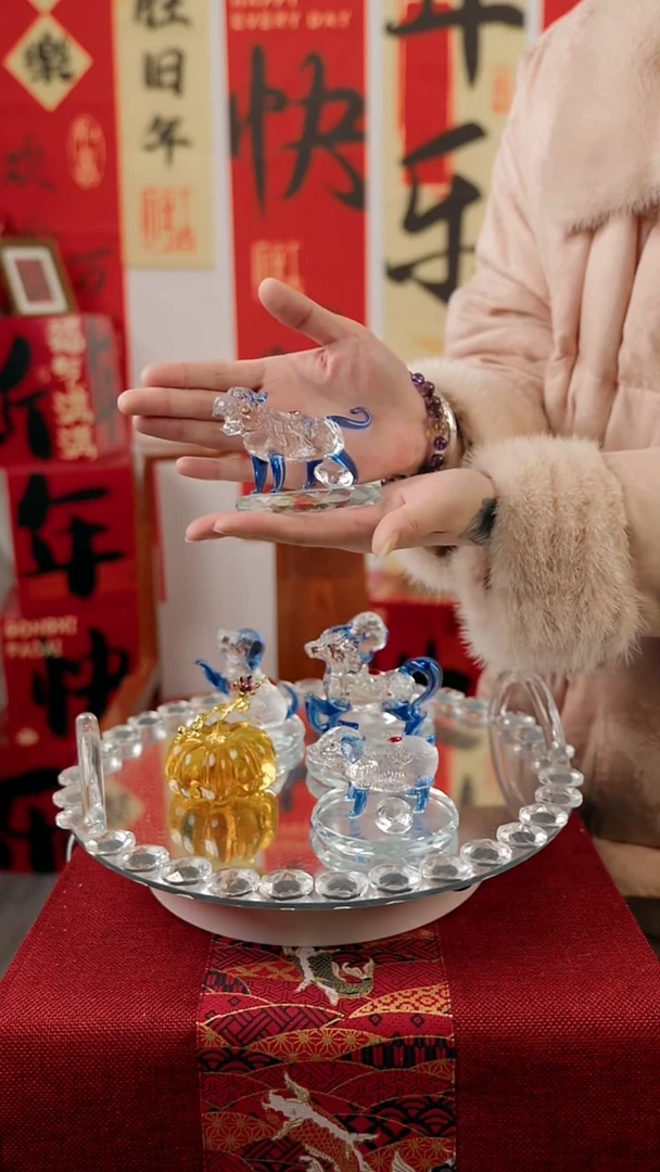 【闪购商品】琉璃拉丝蓝底虎摆件