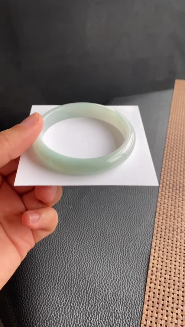 未镶嵌手镯翡翠2号60*11.6*7.5正圈