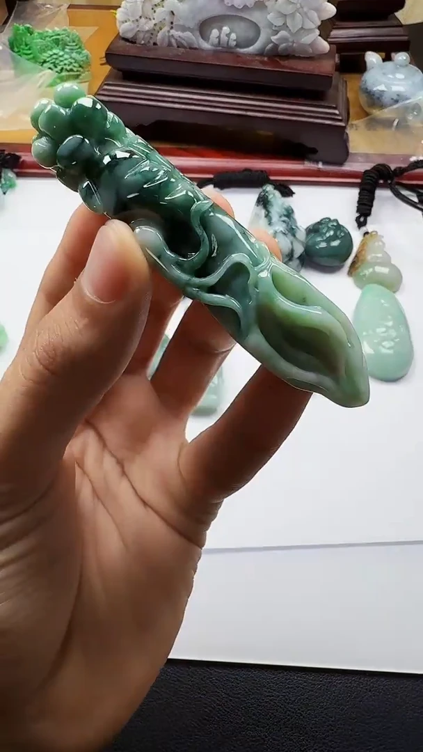 吊坠(不含链)未镶嵌翡翠1