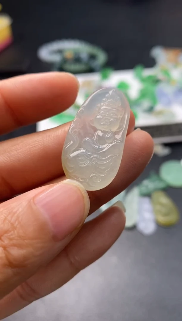 定制翡翠未镶嵌翡翠毛货多样性发其一