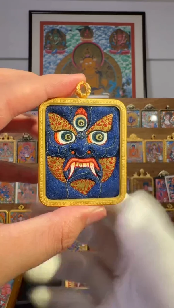 吊坠大黑天面部--热贡纯手绘唐卡