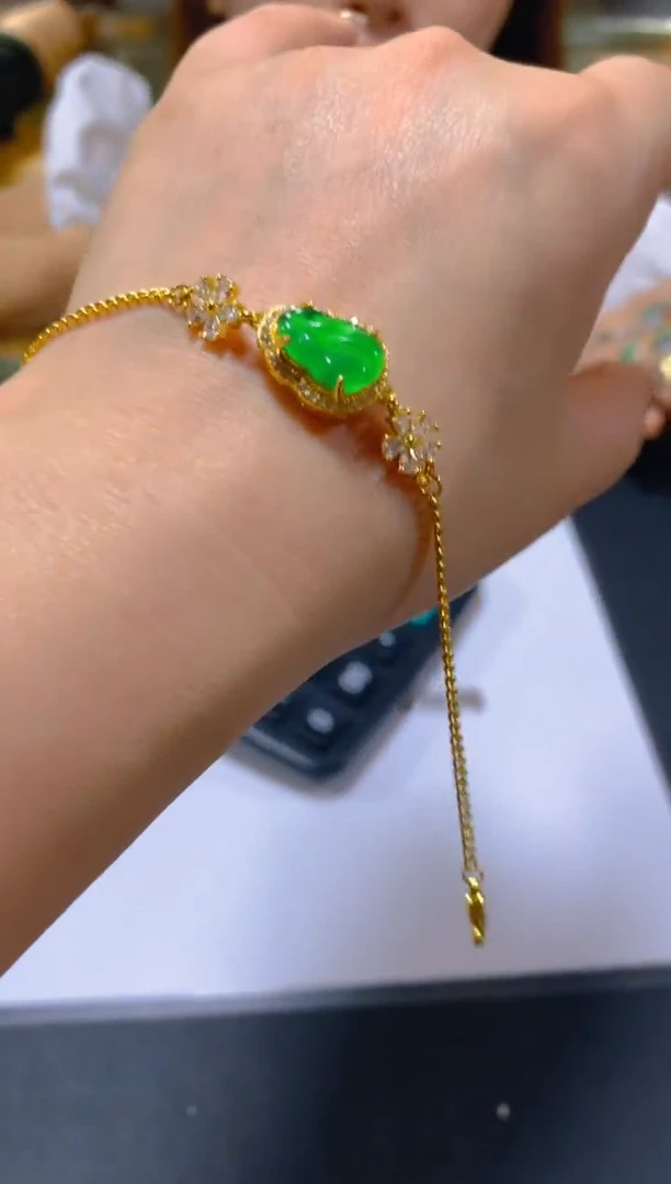 未镶嵌手链翡翠多样性发一