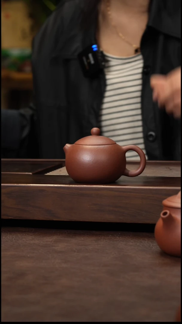 茶壶紫砂底槽清小西施100cc左右