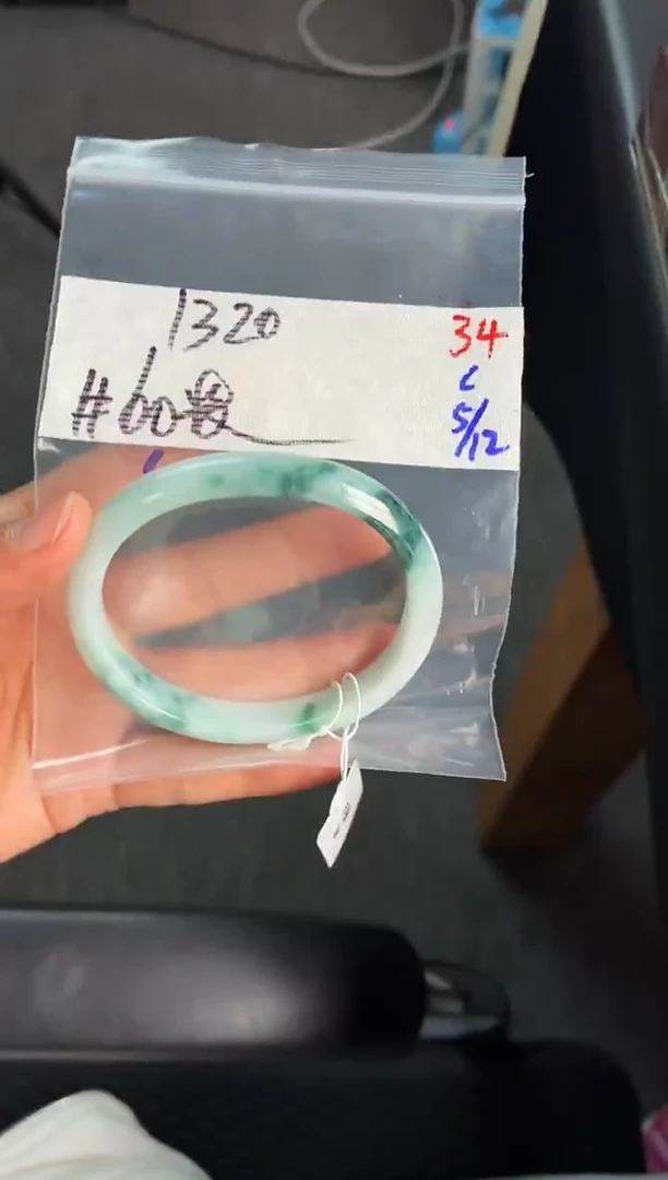 未镶嵌定制翡翠毛货需精细抛光多样性发1件34