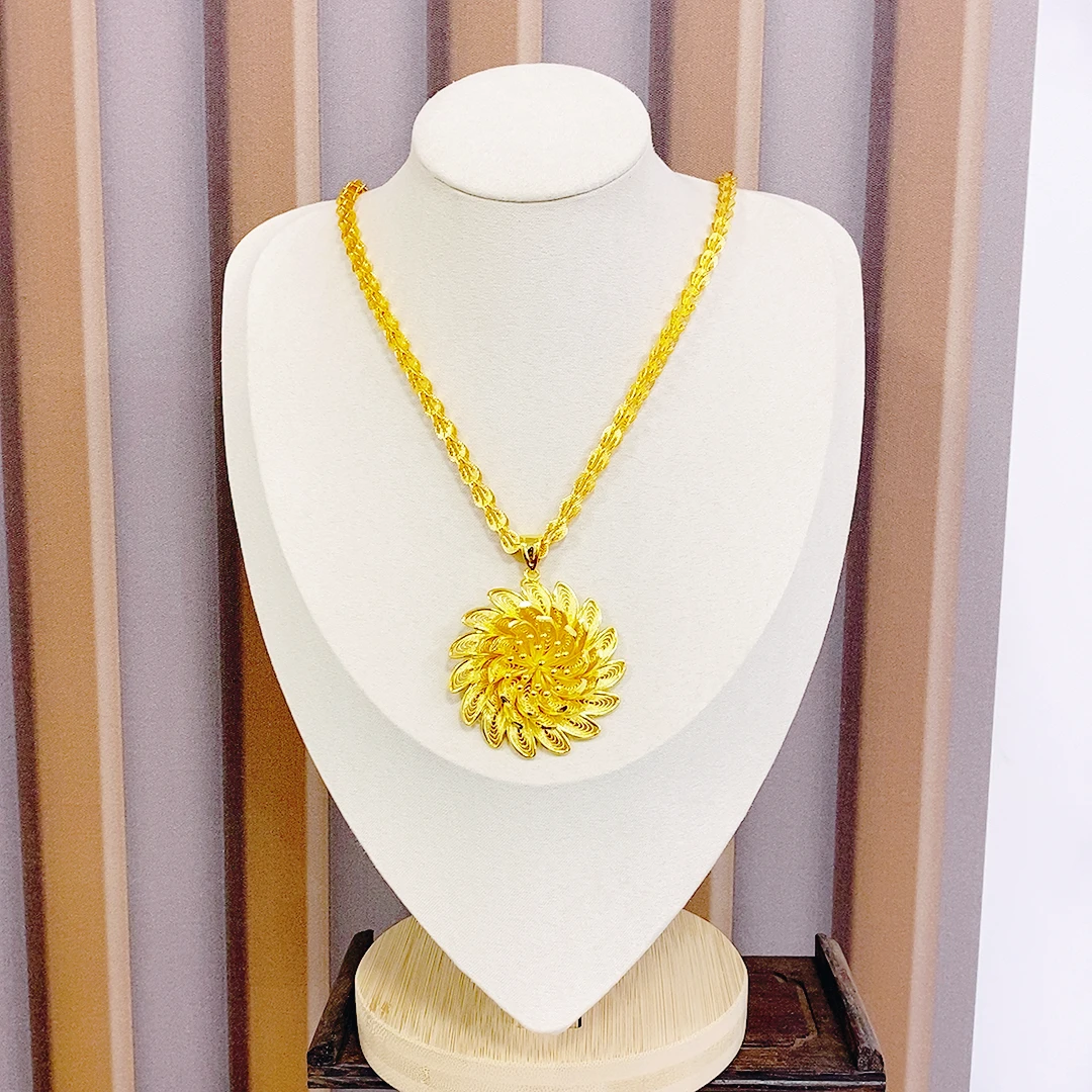 项链 时尚 百搭太阳花吊坠