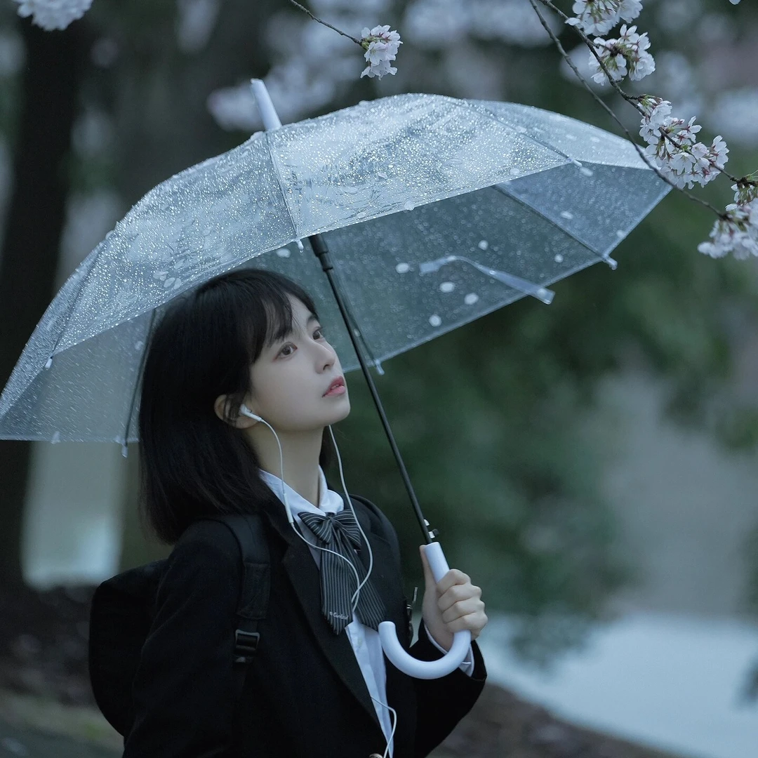 透明雨伞长柄手动女生高颜值韩系超轻家用便携学生雨伞上学专用