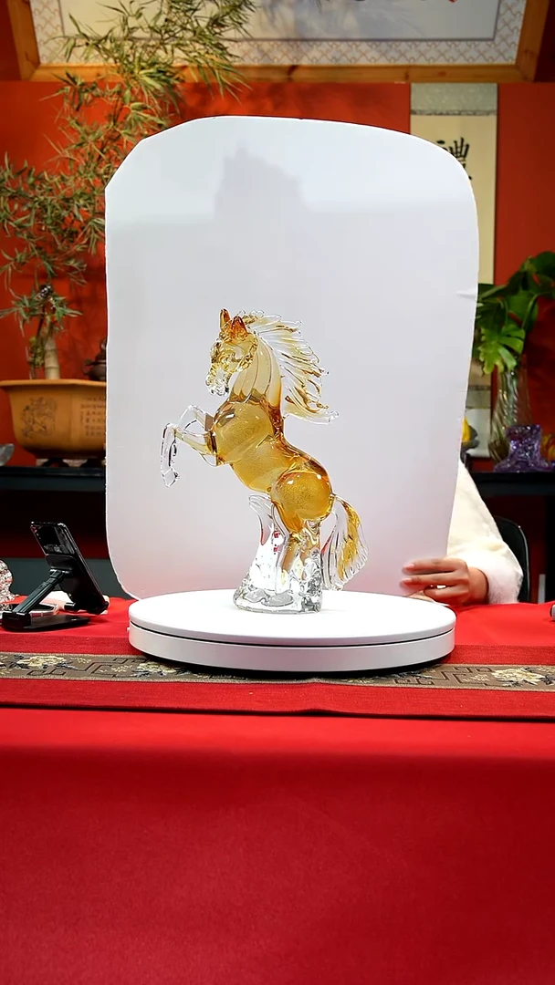 手工艺品琉璃金马