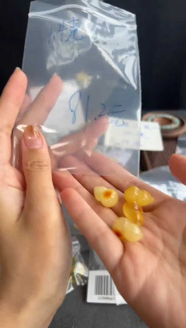 未镶嵌颈饰蜜蜡211买断多样性发一