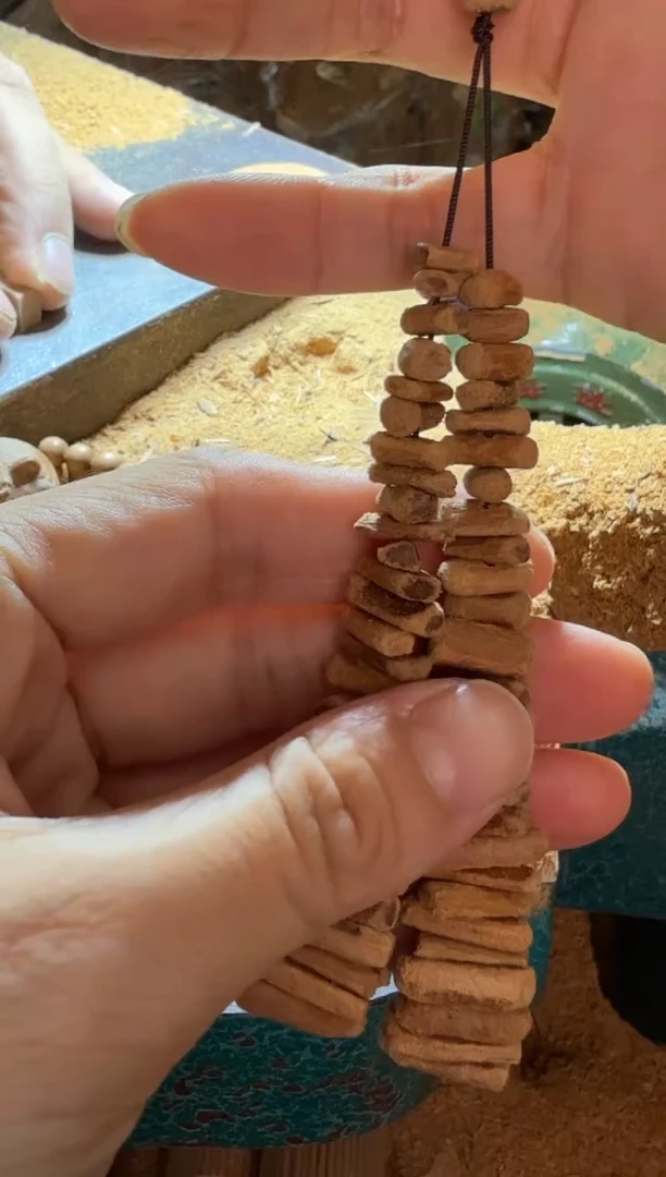 檀香木其他随形挂件