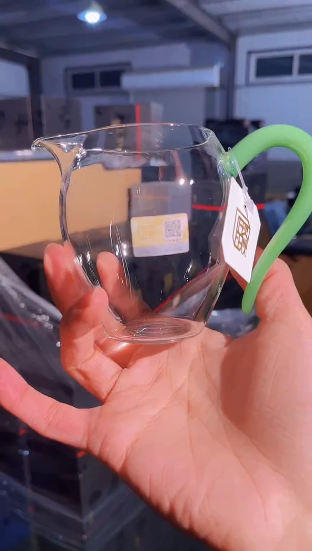 【闪购商品】翡翠玉清颜公杯晶焱金标