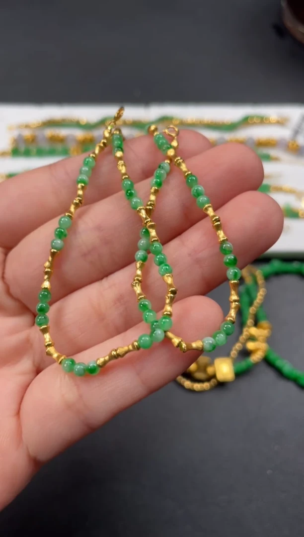 18K金镶嵌手串翡翠多样性  发货一条   P614