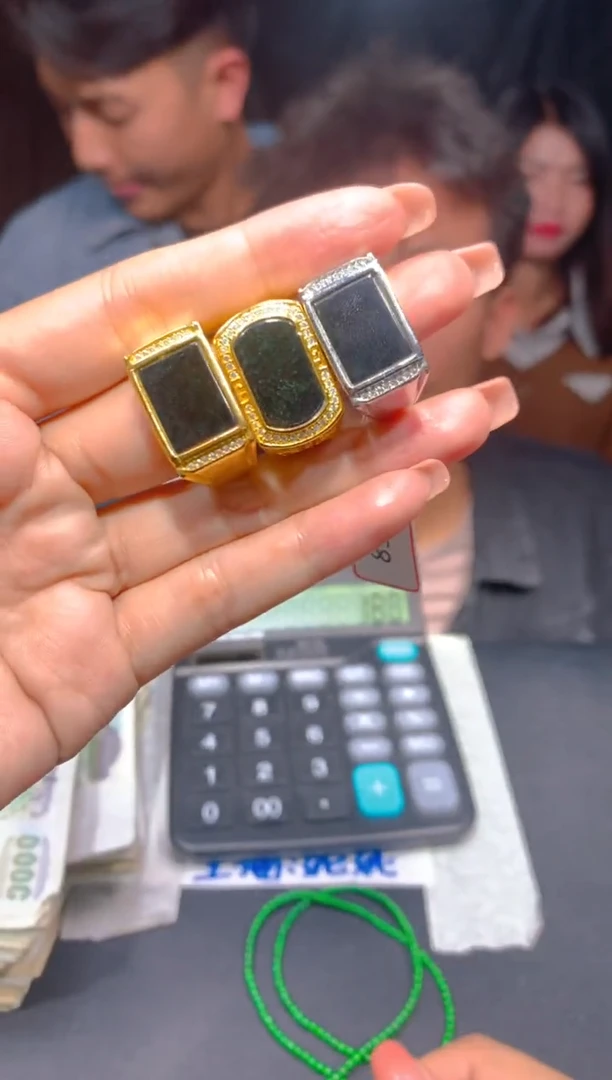 【闪购商品】定制翡翠未镶嵌39多样性发货（发其一）