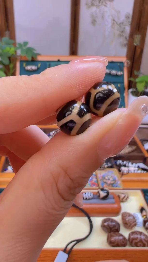 未镶嵌颈饰玛瑙/玉髓8.（微瑕随机发货）