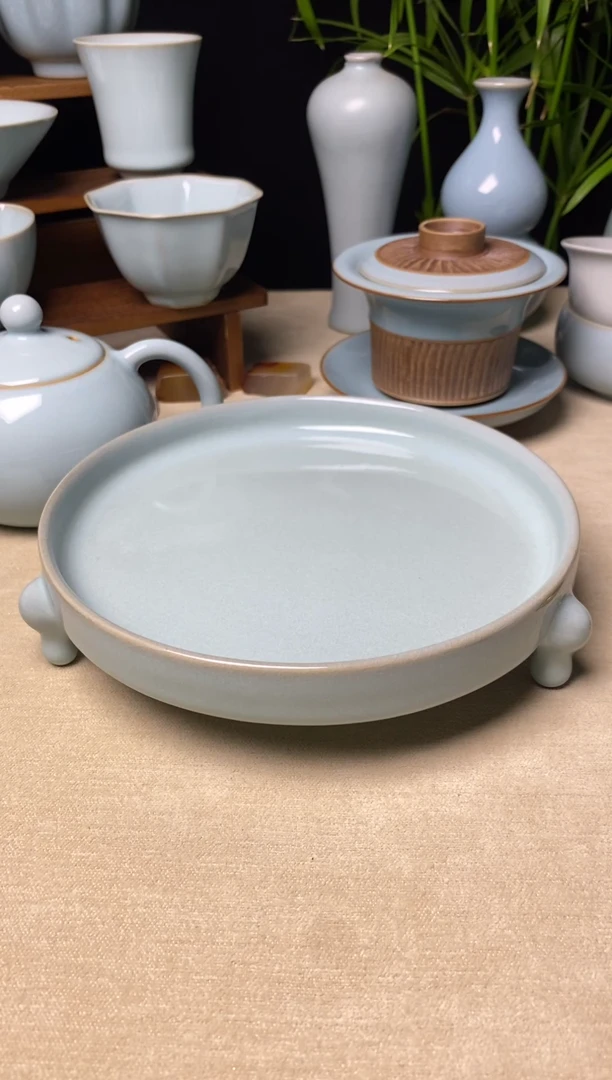 瑕疵福利品-天青釉五支钉大号三足洗（口径：18cm）