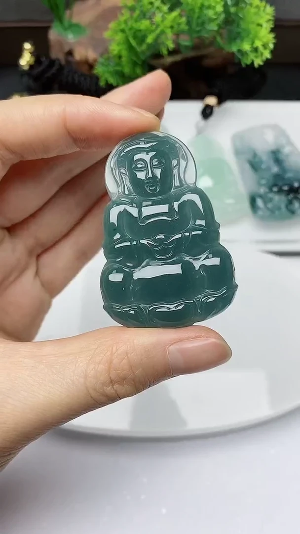 【闪购商品】翡翠颈饰未镶嵌