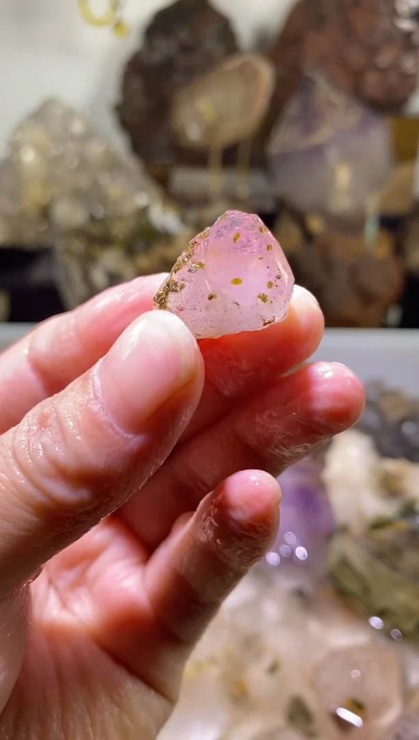 未镶嵌珠宝半成品水晶68号四川超七花园水晶