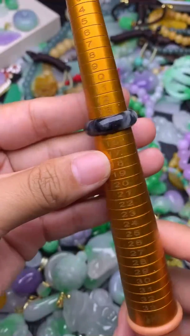 颈饰未镶嵌翡翠缅甸翡翠吊坠