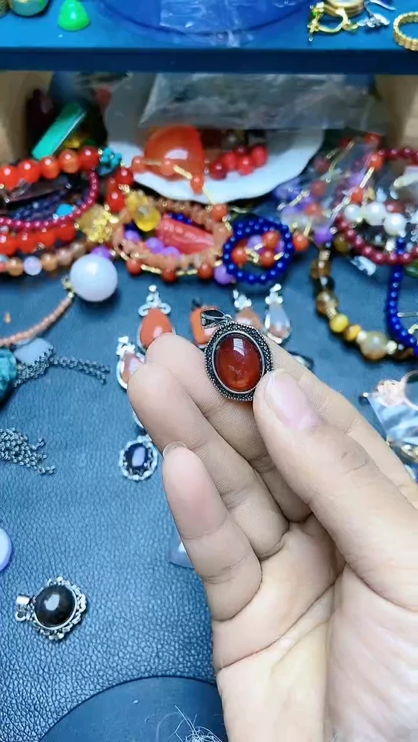 【闪购商品】琥珀颈饰未镶嵌A69SGSDGGD