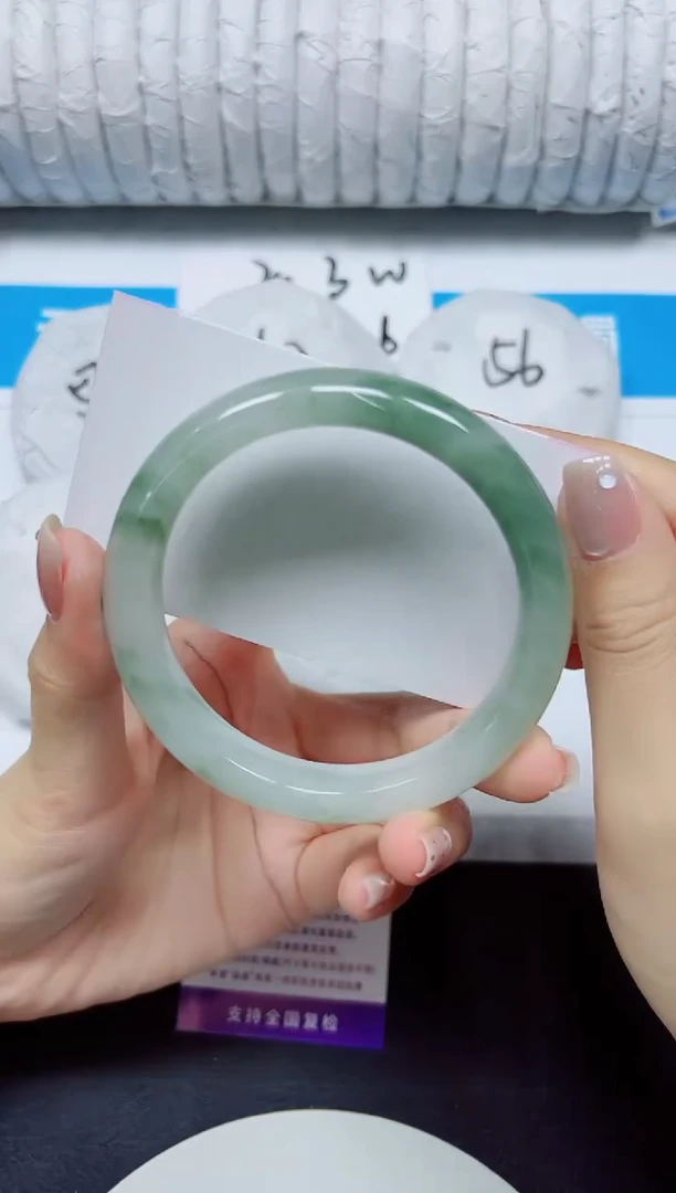 石英质玉手镯未镶嵌164/62