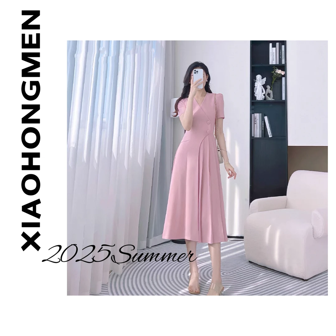 A一四八 2025年夏季新款时尚轻奢赫本风收腰气质连衣裙