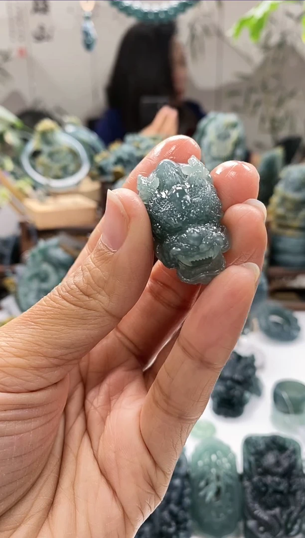 未镶嵌定制翡翠捞***派翡翠毛货不退不换11.13