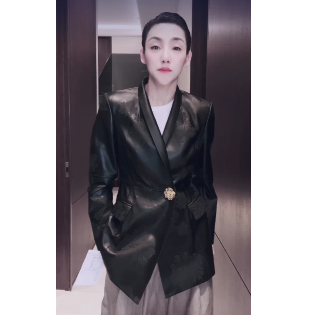 金扣子 皮衣外套 WT1111