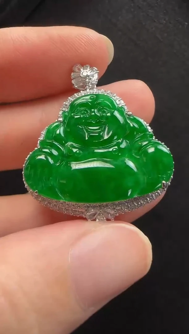 颈饰18K金镶嵌翡翠015玉佛一个