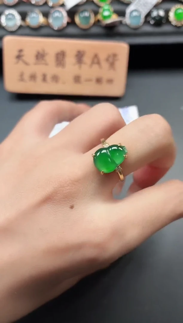 银S925镶嵌戒指翡翠1