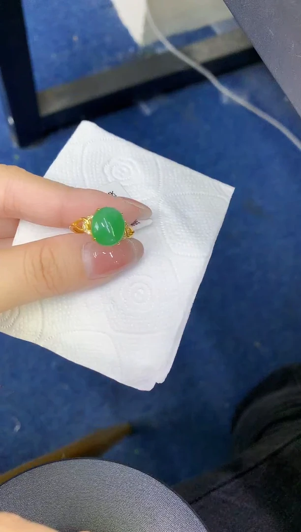 颈饰未镶嵌翡翠缅甸天然翡翠a货