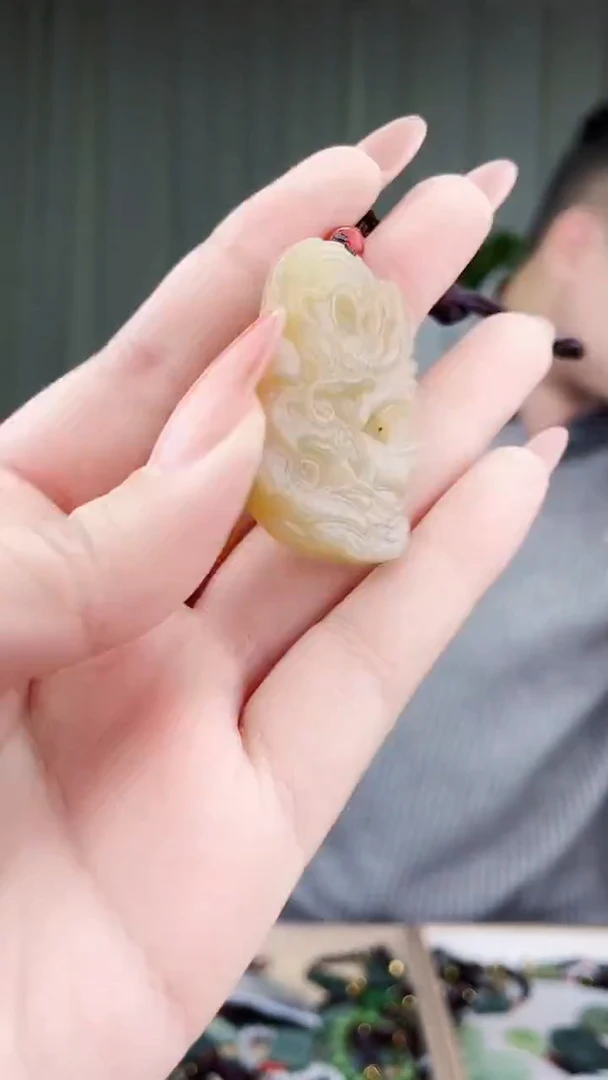 未镶嵌和田玉挂件和田玉拍一发一，多样性发货！