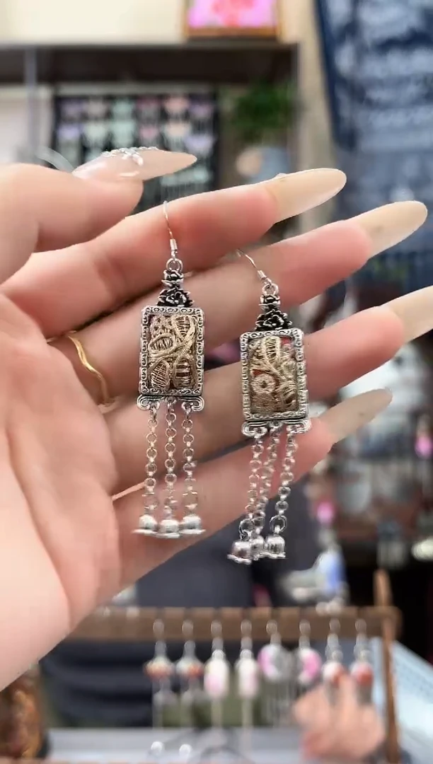 织绣民族风非遗老绣饰品332