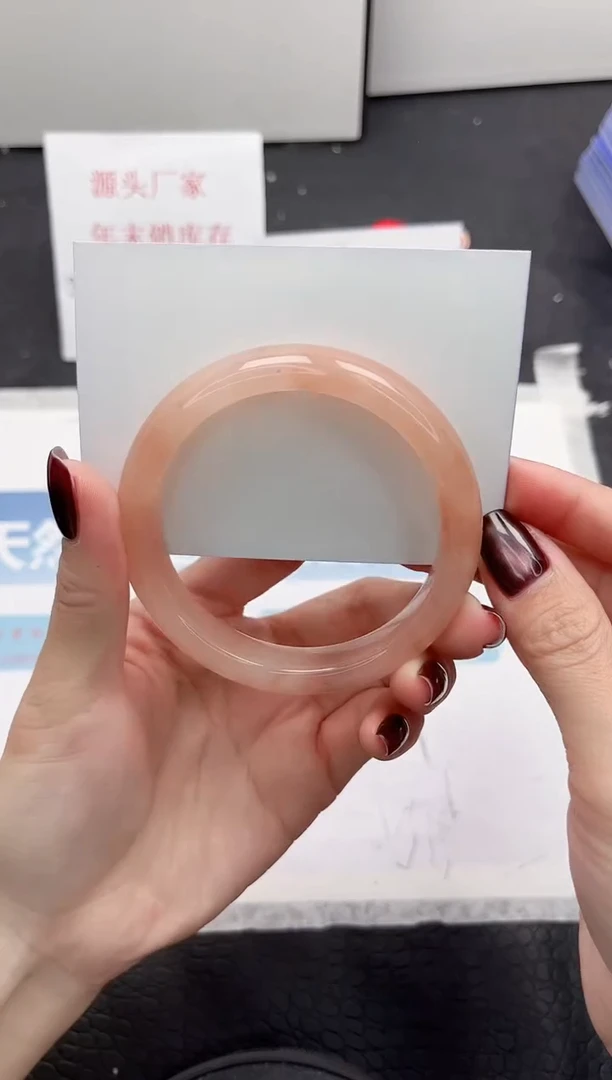 【闪购商品】石英质玉手镯未镶嵌273-58.6