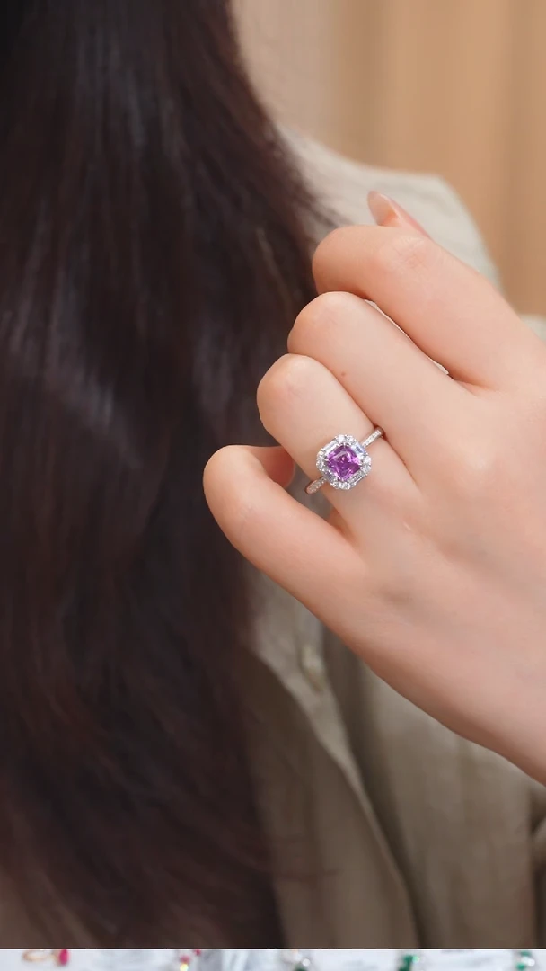 彩色蓝宝石戒指18K金镶嵌1ct@@H2195