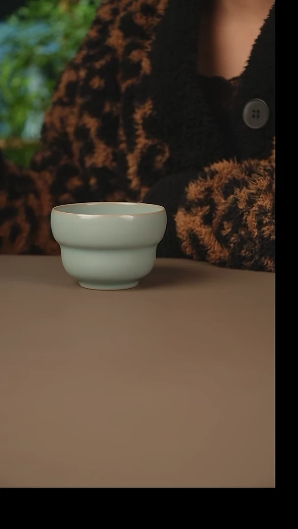 仿古天青葫芦杯微暇