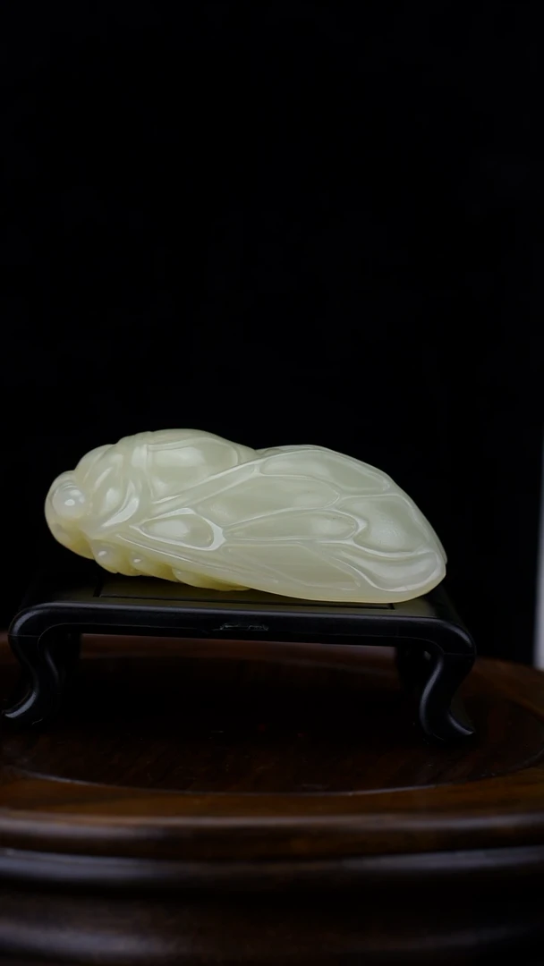 玉【金蝉】天然玉石摆件