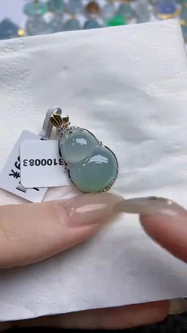 【闪购商品】翡翠颈饰18K金镶嵌天然A货翡翠