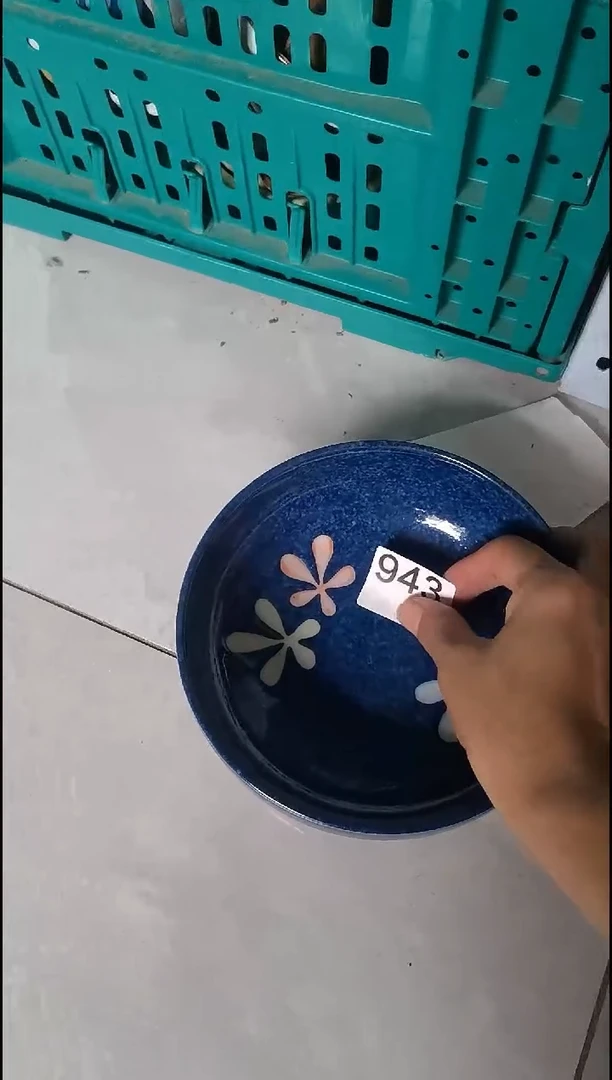 用****01183  中古商品 默认瑕疵 满20包邮 完美主义者慎拍