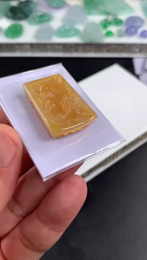 未镶嵌定制翡翠修**性翡翠