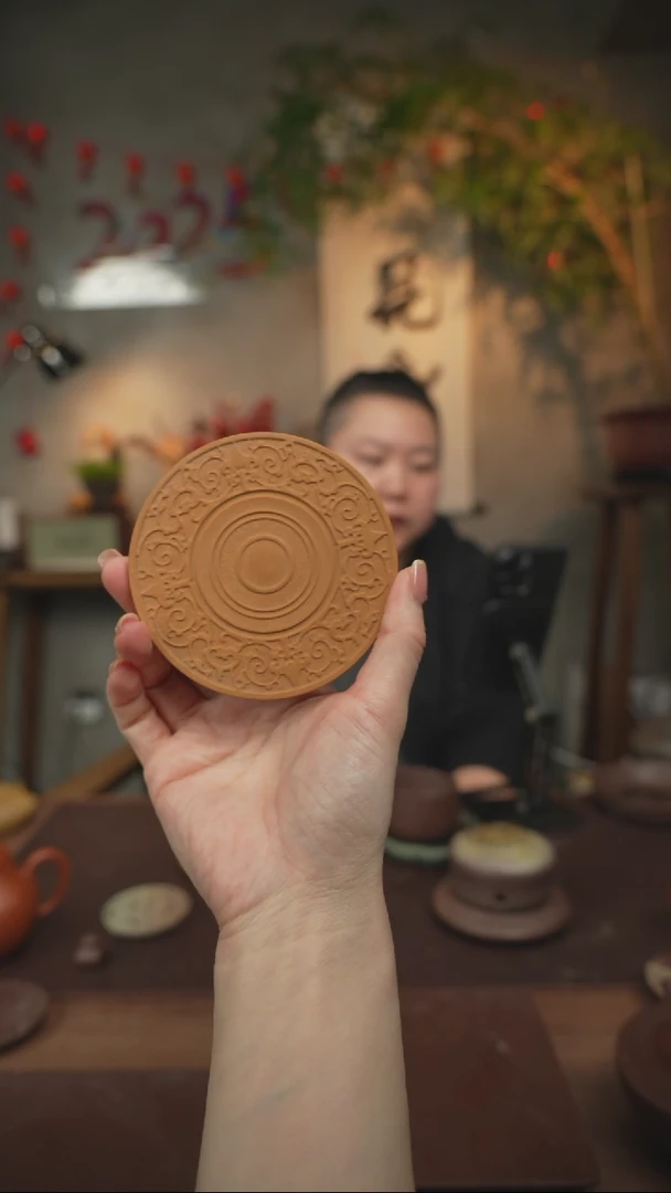 【闪购商品】福利金包玉石料铜镜纹杯托