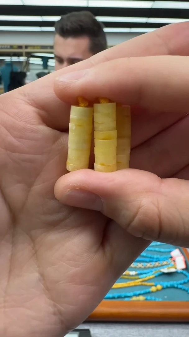【闪购商品】琥珀颈饰未镶嵌548秒拍号多样性发其一