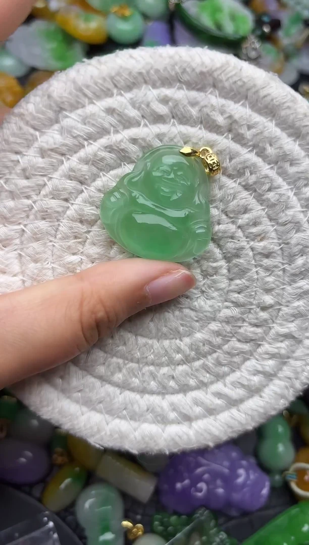 颈饰未镶嵌翡翠缅甸翡翠吊坠