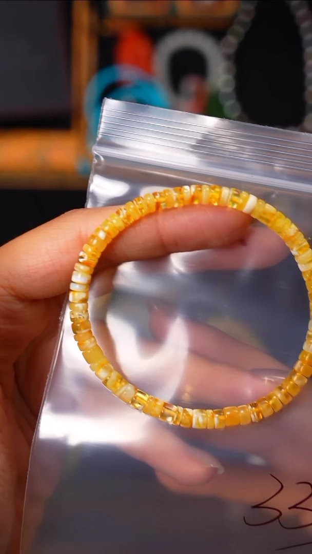 手串蜜蜡未镶嵌十***年见山文玩珠宝回血